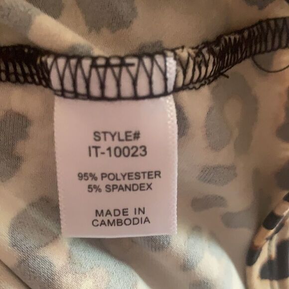 New Zenana leopard print tank with twist - Picture 3 of 12